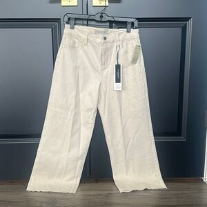 NWT Liverpool Stride Hi-Rose Crop Wide Leg Cream Jeans